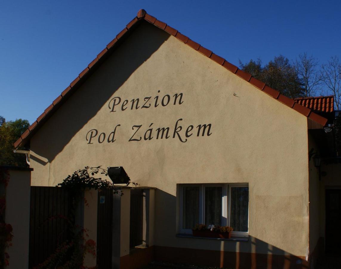 Penzion Pod Zamkem Pruhonice Bagian luar foto